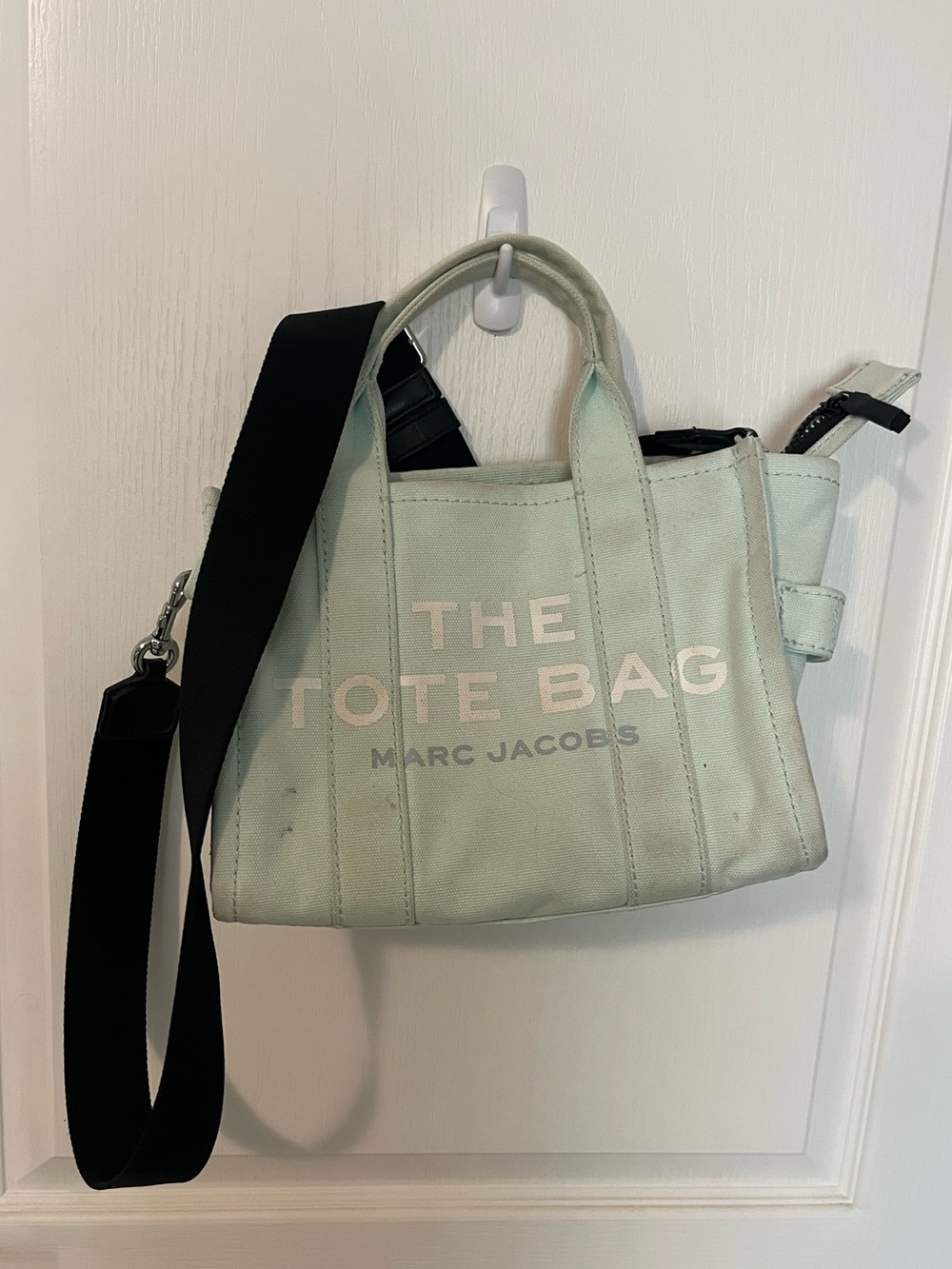Authentic Marc Jacobs The Tote Bag ✨